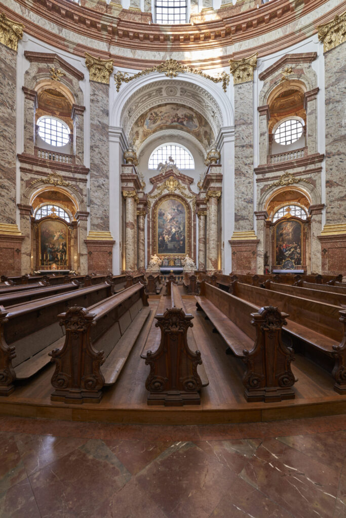 Kirchenbänke
